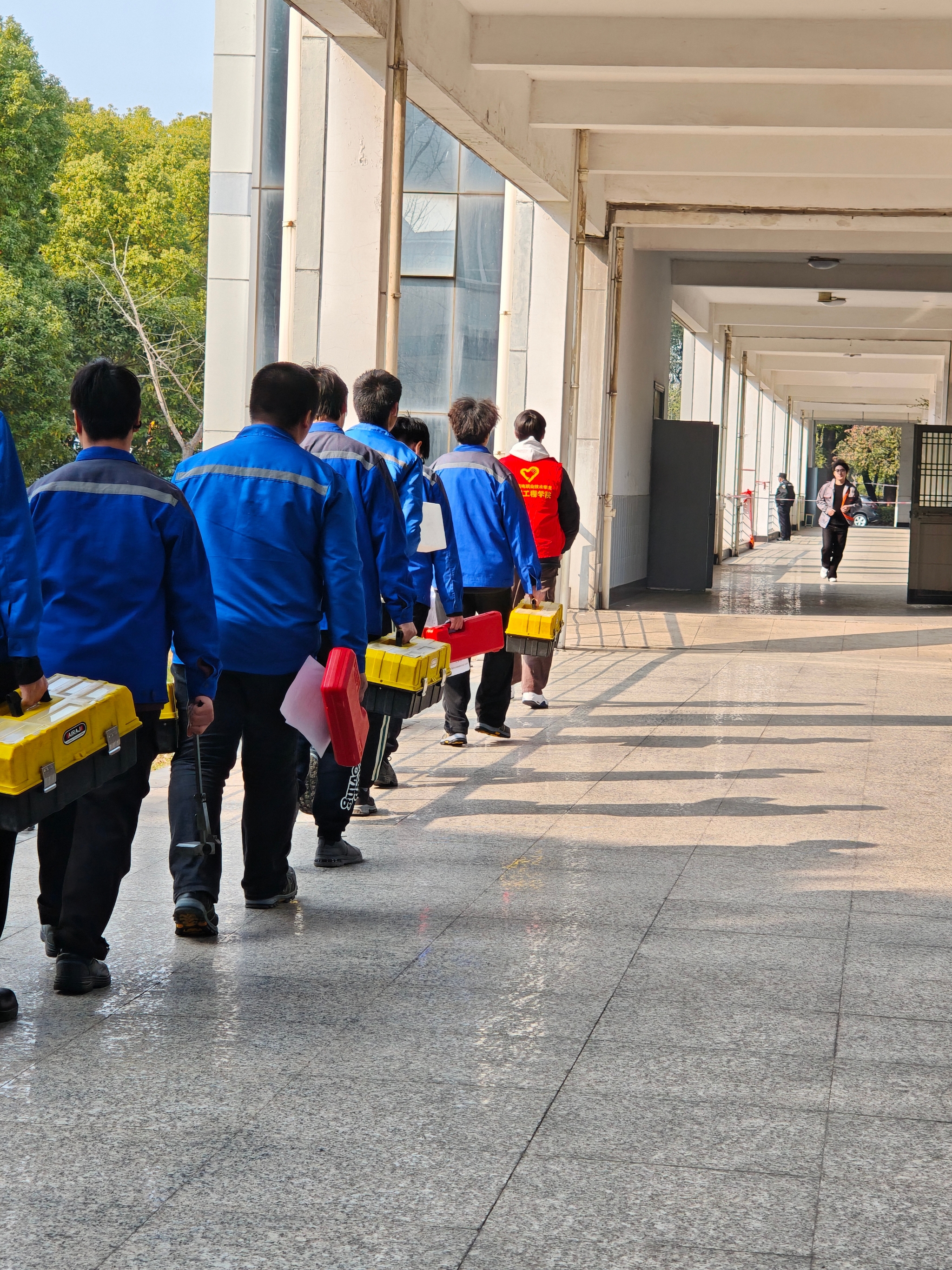  机械工程学院开展校内志愿服务，践行青春担当