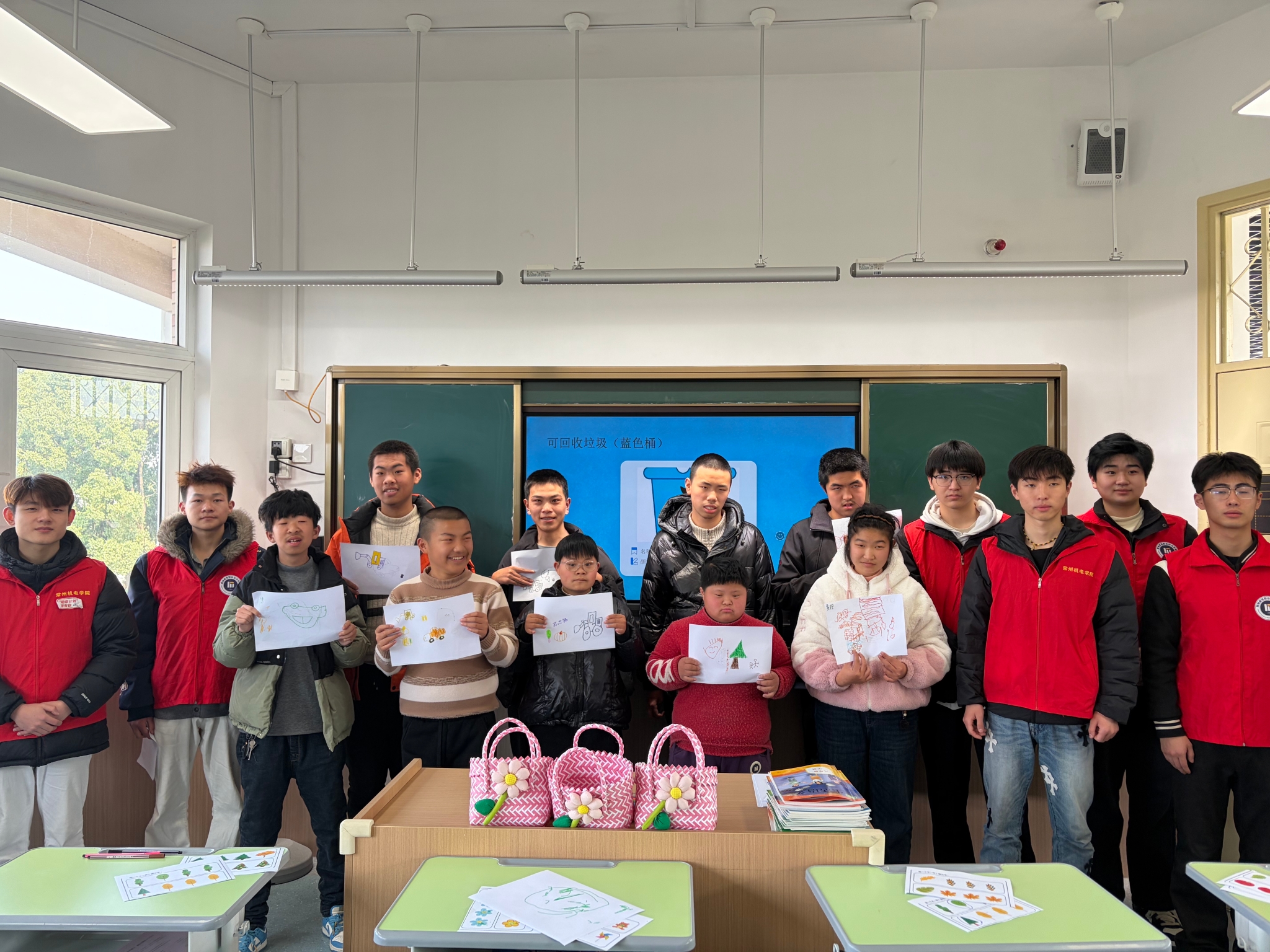 交通工程学院走进武进区特殊教育学校开展志愿服务活动