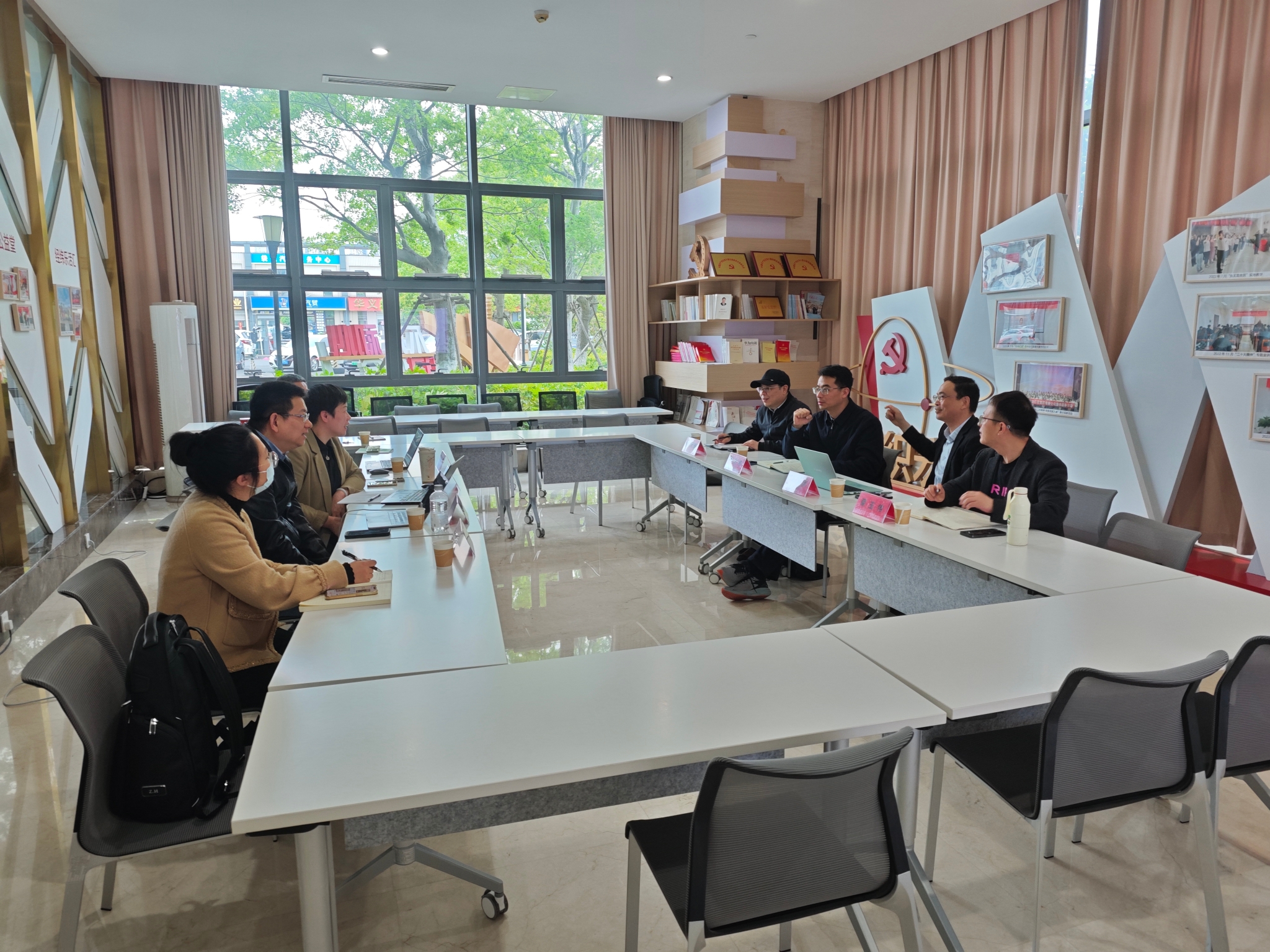 经济管理学院赴长三角（常州）跨境电商创新中心开展访企拓岗