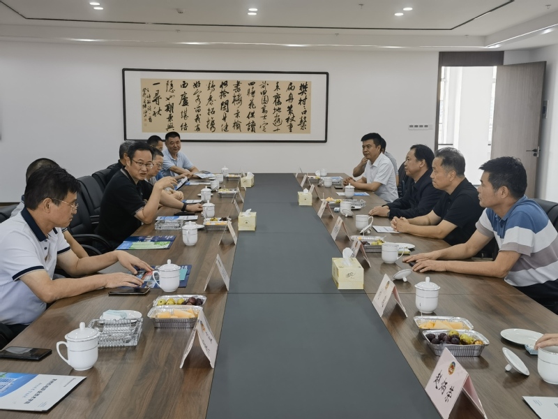 我校党委书记沈琳一行走访看望太仓地区校友