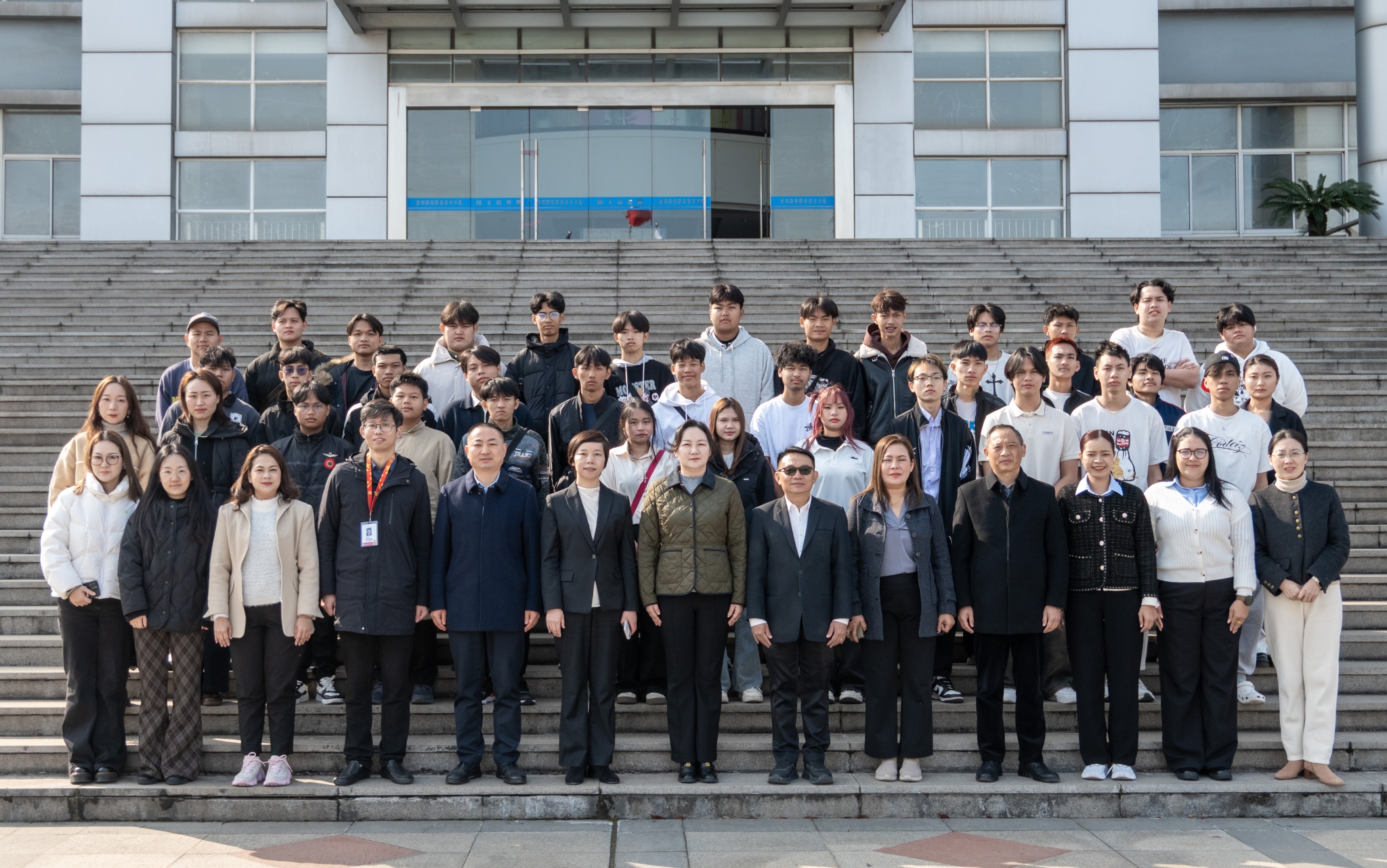 中泰校企三方共建海外工程技术学院，共同培养国际现场工程师