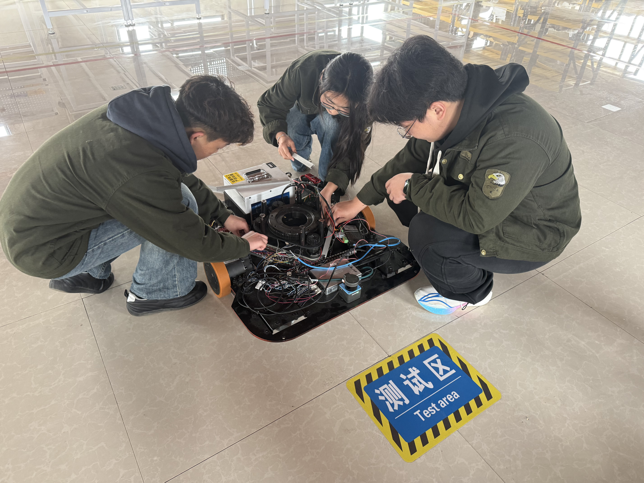 经济管理学院物流工程教学团队赴泰兴顺凯工业自动化有限公司调研交流